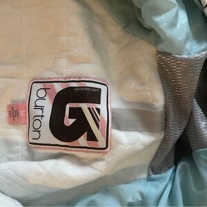 Burton snowboarding jacket size M